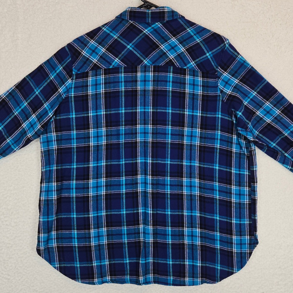 Woolrich Plaid Flannel Shirt Womens XXL Blue Navy Soft Lightweight Button Down‎ - Picture 4 of 11